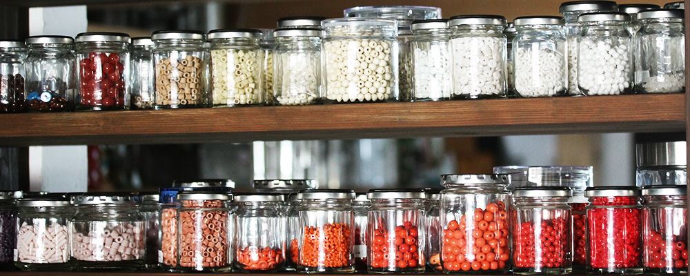 チャルカ CHARKHA 内観